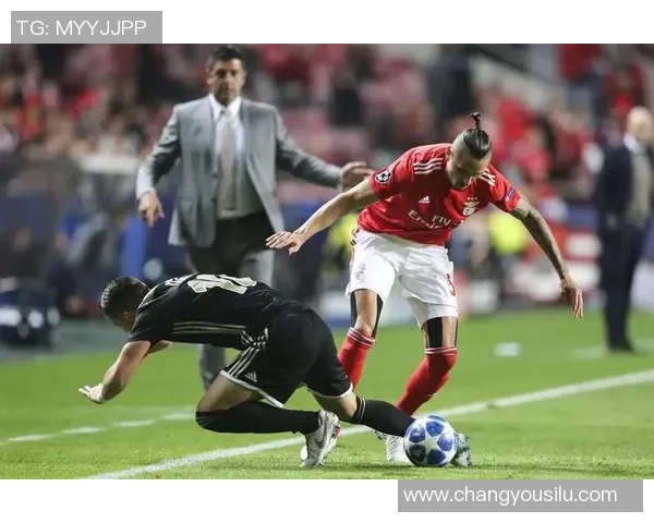 巴黎圣曼与那不勒斯对决前瞻及比分预测分析